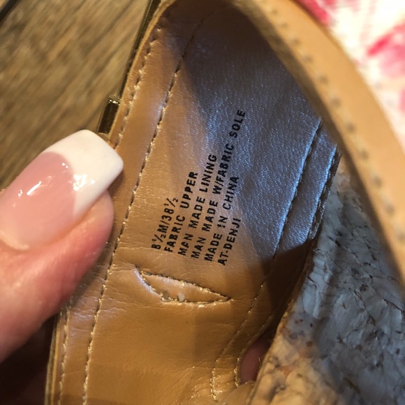 Floral wedge sandal - Picture 5 of 5